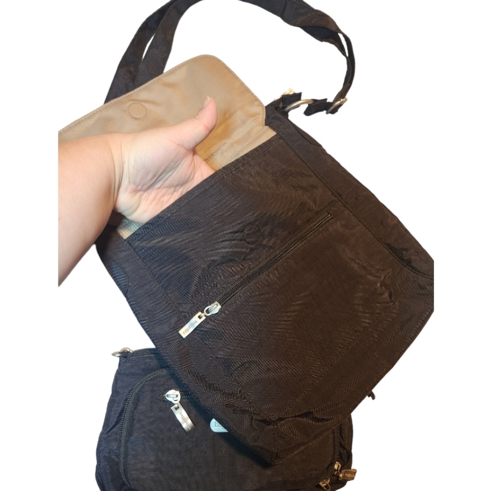 Baggallini Crossbody Wristlet Set Black - Picture 4 of 9